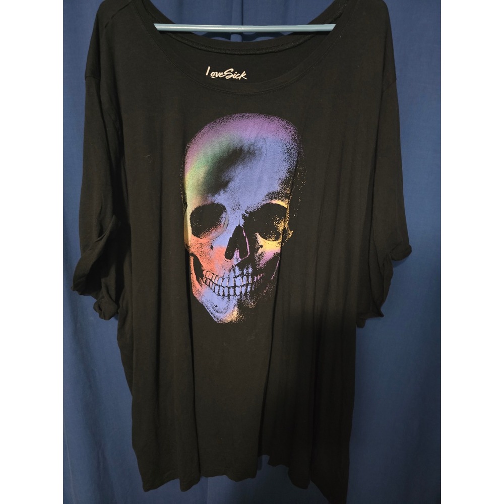LoveSick Women Black Rainbow Skull Graphic Tee Short Sleeve Scoop Neck Size 6